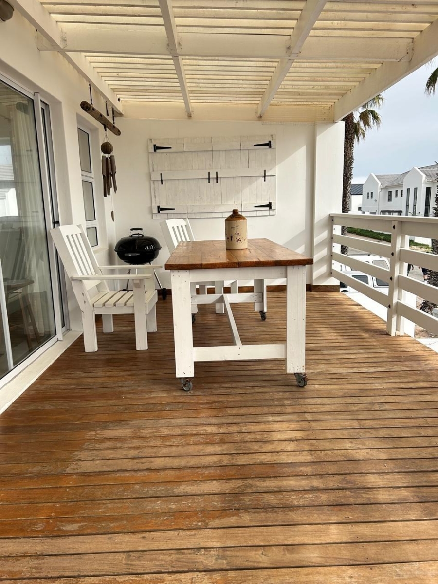 3 Bedroom Property for Sale in Britannia Bay Western Cape